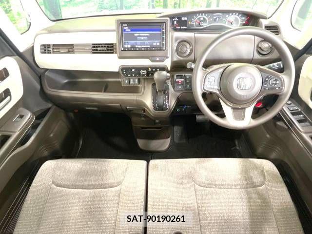 Honda N BOX 2022-01 279545-1