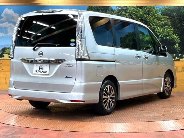 Nissan SERENA 2016-03 20301-18