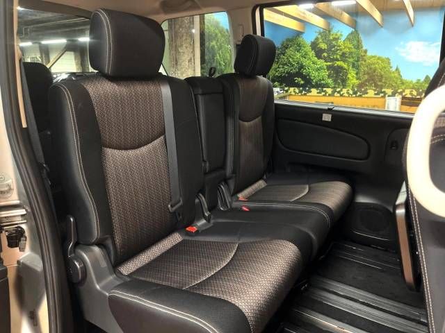 Nissan SERENA 2016-03 20301-9