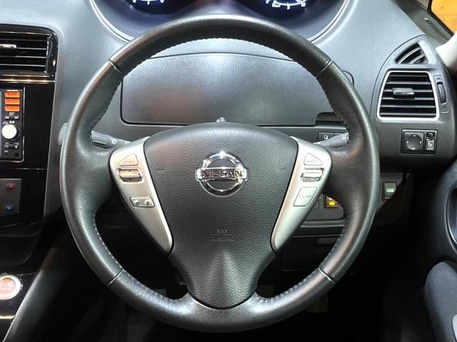 Nissan SERENA 2016-03 20301-12