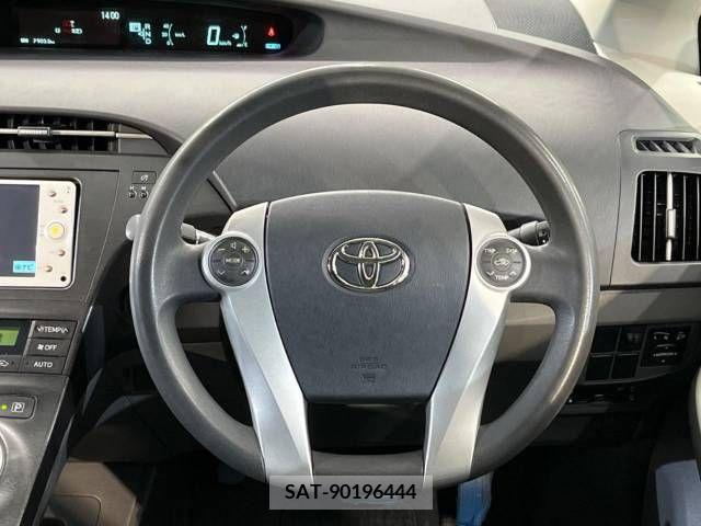 Toyota PRIUS 2010-04 384028-10
