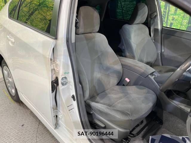 Toyota PRIUS 2010-04 384028-7