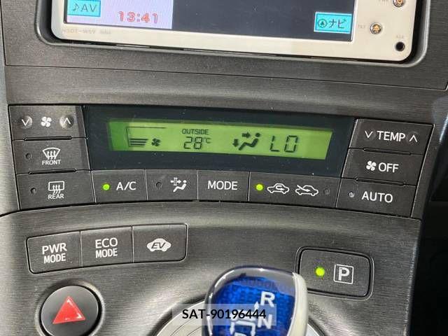 Toyota PRIUS 2010-04 384028-6