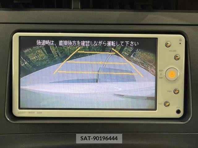 Toyota PRIUS 2010-04 384028-3