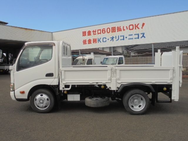 Hino DUTRO 2012-01 13674-3