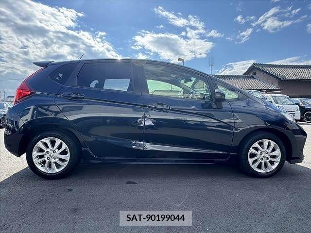 Honda FIT 2017-11 328907-12