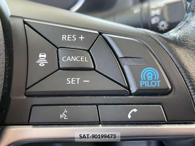 Nissan LEAF 2018-07 297881-13