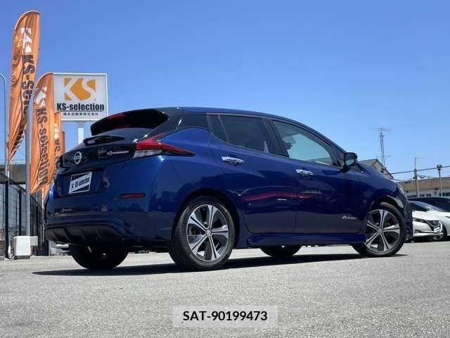 Nissan LEAF 2018-07 297881-1