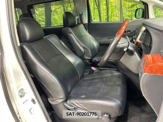 Toyota VELLFIRE 2009-09 299819-7