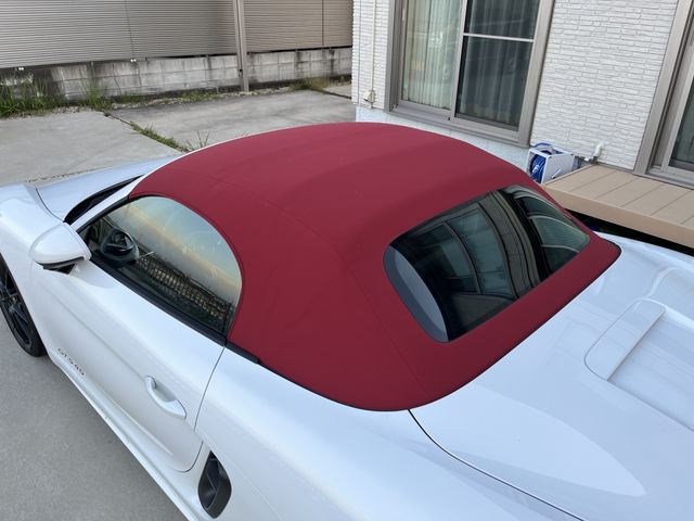 Porsche BOXSTER 2023-04 7956-24