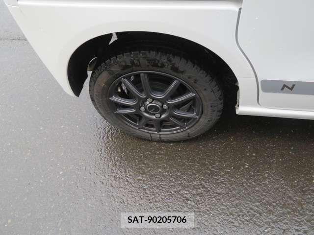 Honda N BOX 2023-11 278815-16