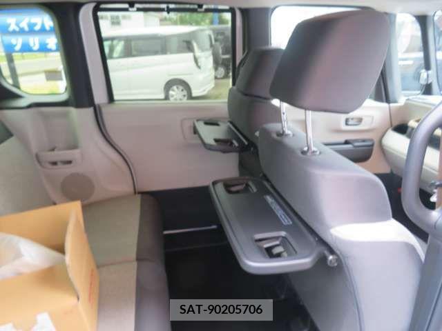 Honda N BOX 2023-11 278815-13