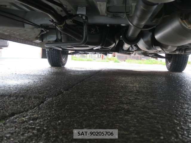 Honda N BOX 2023-11 278815-19