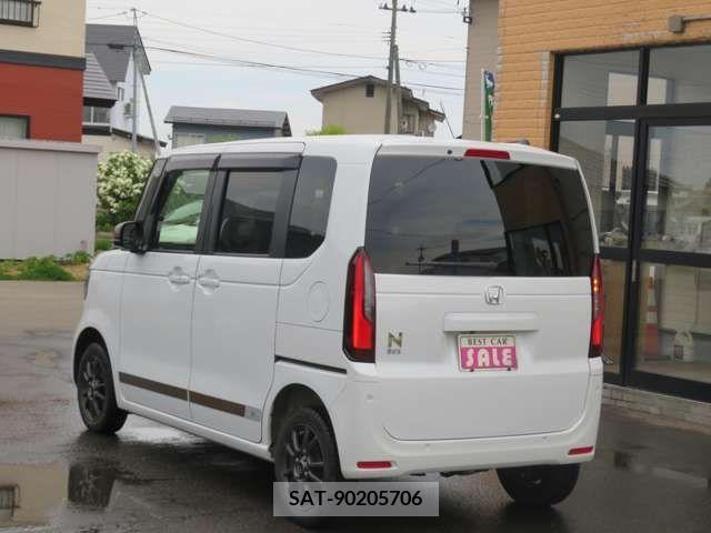 Honda N BOX 2023-11 278815-4