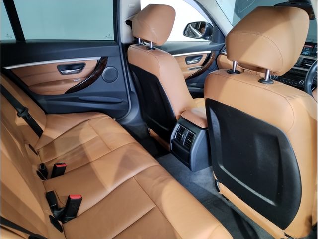 Bmw 3 SERIES 2017-12 182130-12