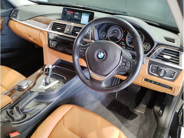 Bmw 3 SERIES 2017-12 182130-14