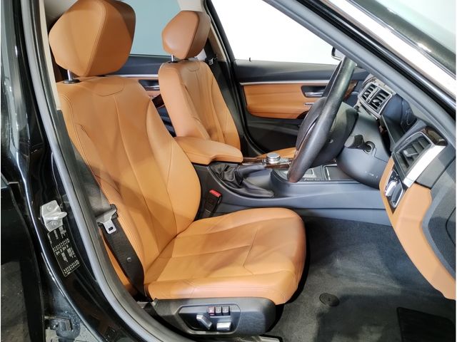Bmw 3 SERIES 2017-12 182130-13