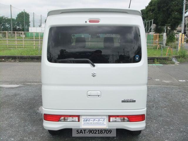 Suzuki EVERY WAGON 2018-03 348799-21