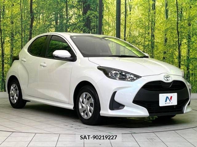 Toyota YARIS 2023-07 395383-16