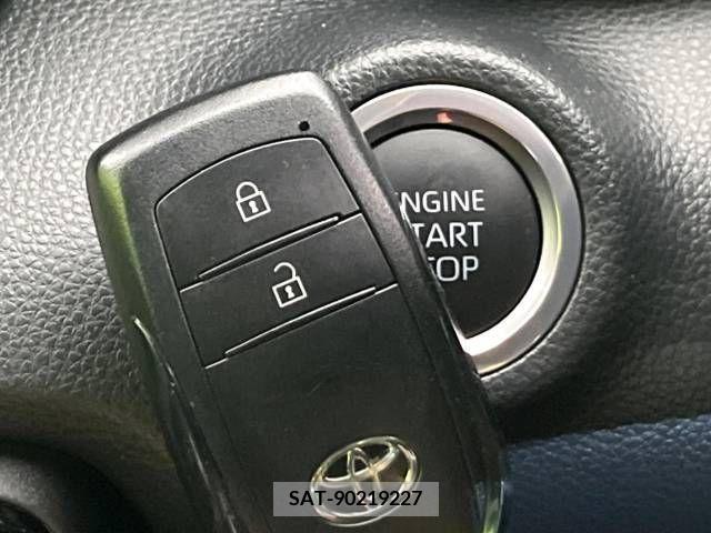 Toyota YARIS 2023-07 395383-7