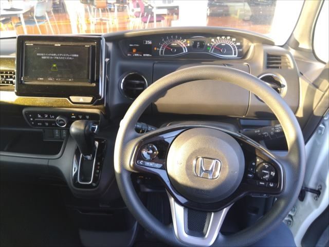 Honda N BOX CUSTOM 2017-11 13876-1