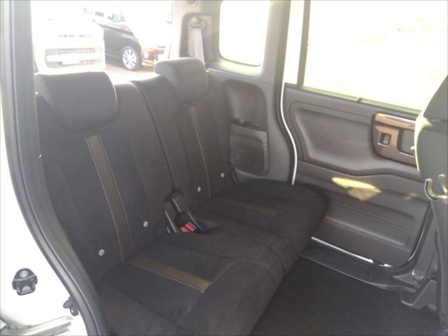 Honda N BOX CUSTOM 2017-11 13876-7