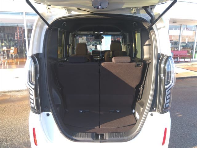 Honda N BOX CUSTOM 2017-11 13876-5