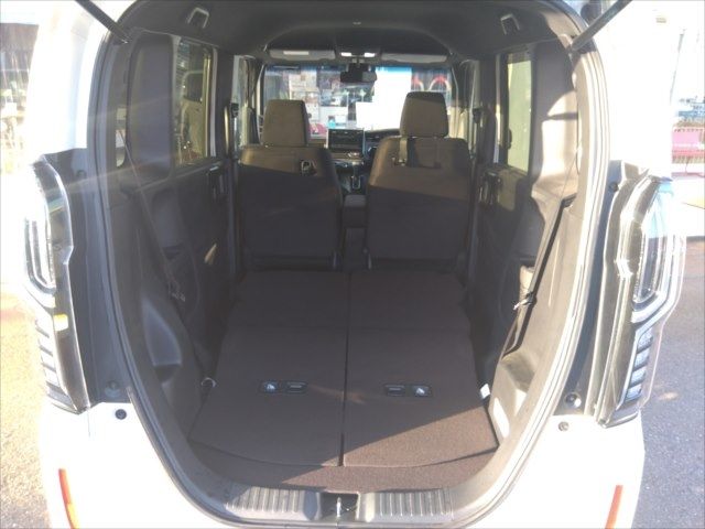 Honda N BOX CUSTOM 2017-11 13876-6
