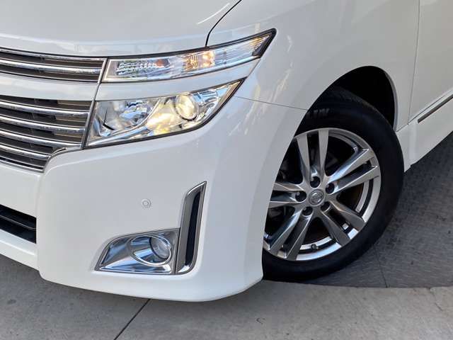 Nissan ELGRAND 2011-03 185618-5