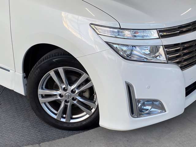 Nissan ELGRAND 2011-03 185618-8