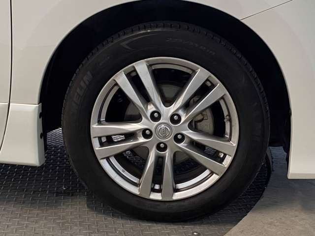 Nissan ELGRAND 2011-03 185618-16