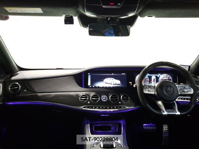 Amg S-CLASS 2019-08 319479-24