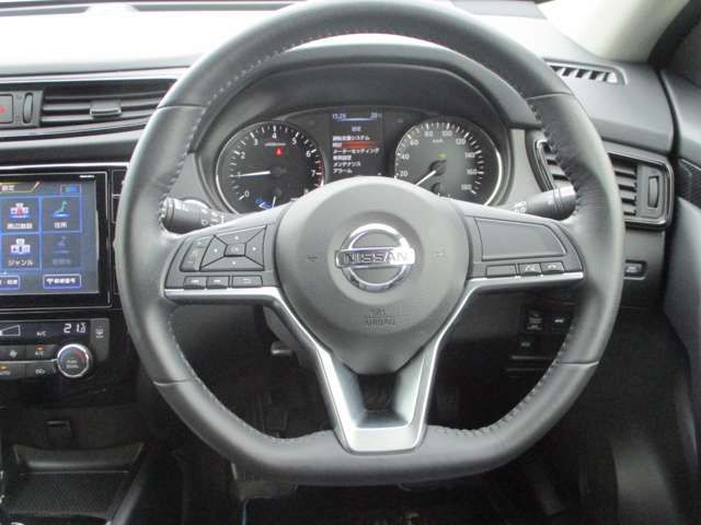 Nissan X-TRAIL 2019-03 11567-3