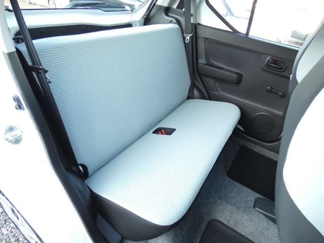 Suzuki ALTO 2017-09 189443-8