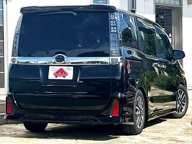 Toyota VOXY 2015-11 6805-2
