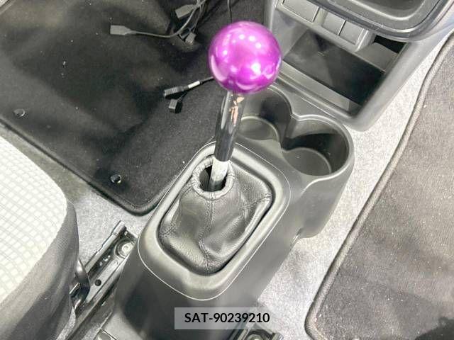 Suzuki ALTO 2017-09 377007-2