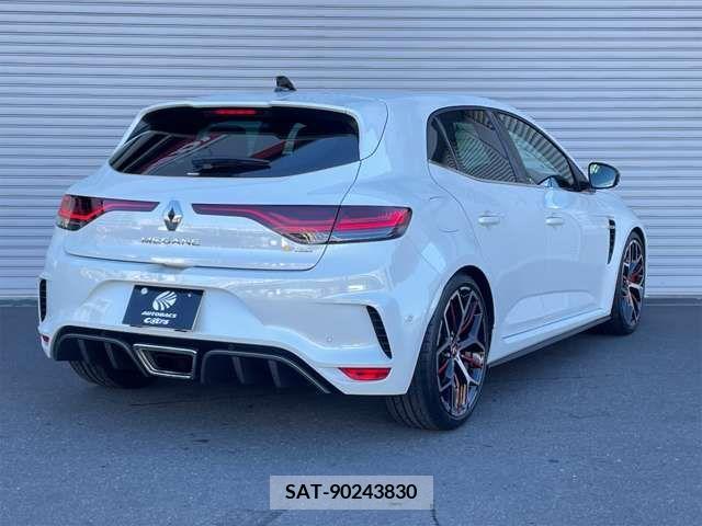 Renault MEGANE 2023-03 212636-1
