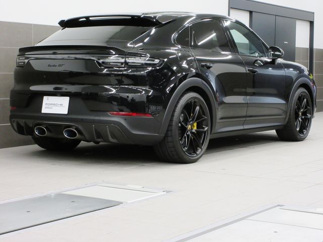 Porsche CAYENNE 2023-05 5032-3