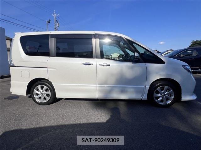 Nissan SERENA 2011-11 383230-16