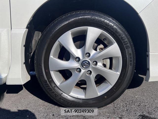 Nissan SERENA 2011-11 383230-13