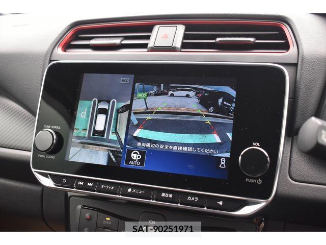 Nissan LEAF 2021-11 207856-4