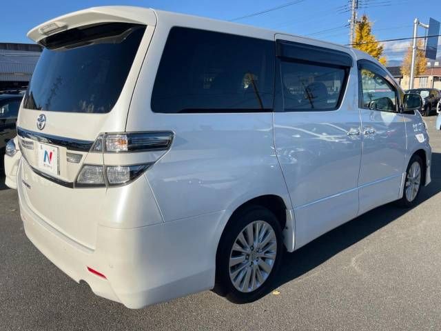 Toyota VELLFIRE 2012-07 185336-18