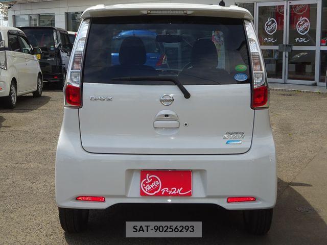 Nissan DAYZ 2014-08 234106-6