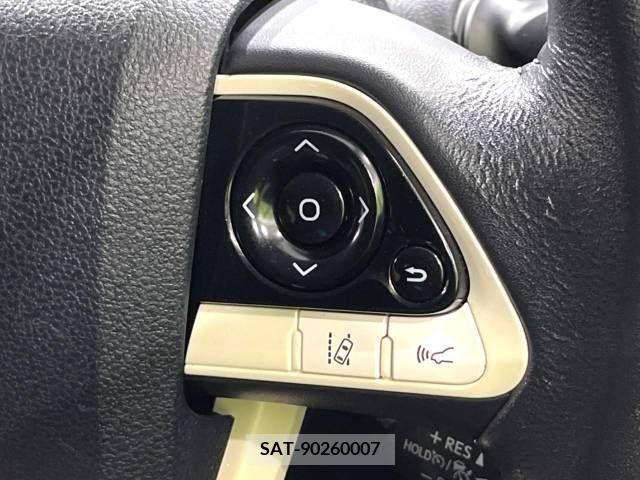 Toyota PRIUS 2017-04 225400-6