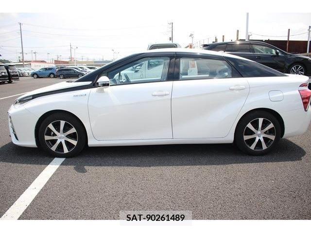 Toyota Mirai 2016-06 277760-8
