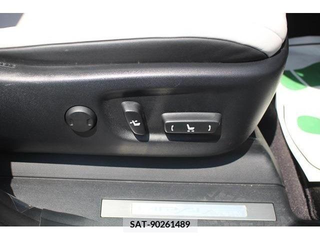 Toyota Mirai 2016-06 277760-3