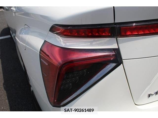Toyota Mirai 2016-06 277760-13