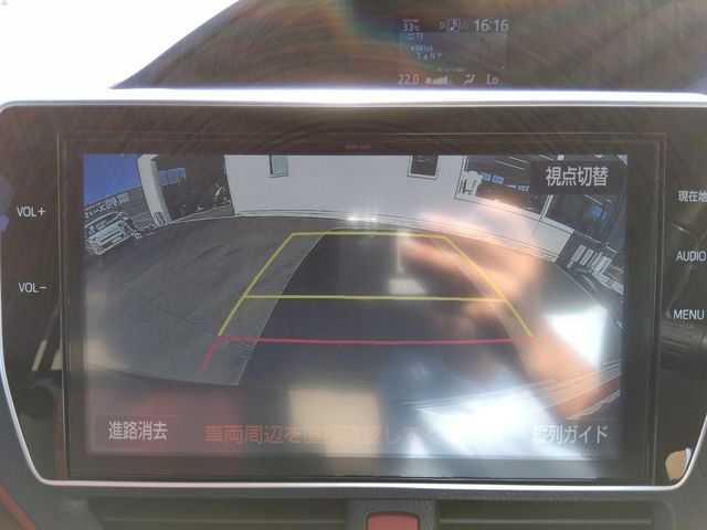 Toyota VOXY 2017-10 6966-7