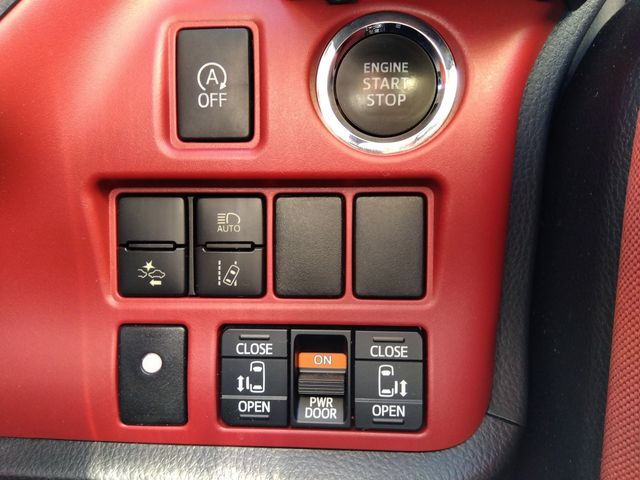 Toyota VOXY 2017-10 6966-14