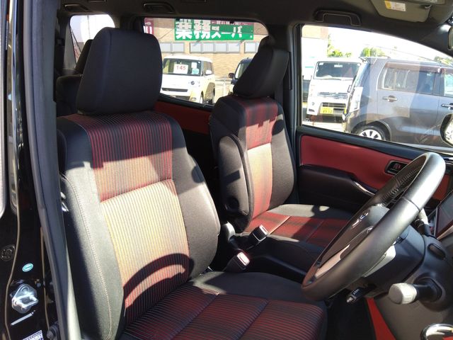 Toyota VOXY 2017-10 6966-18